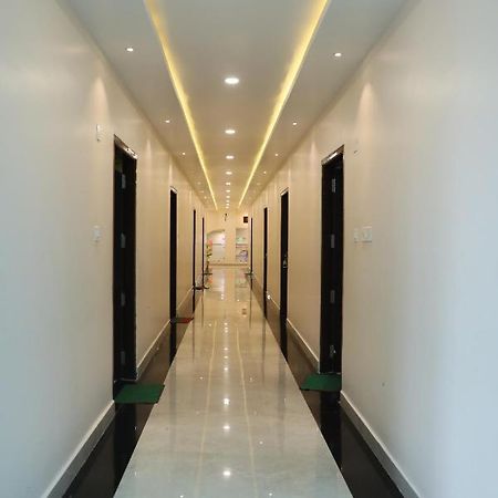 Hotel Shri Siddhivinayak Bina-Etawa 外观 照片