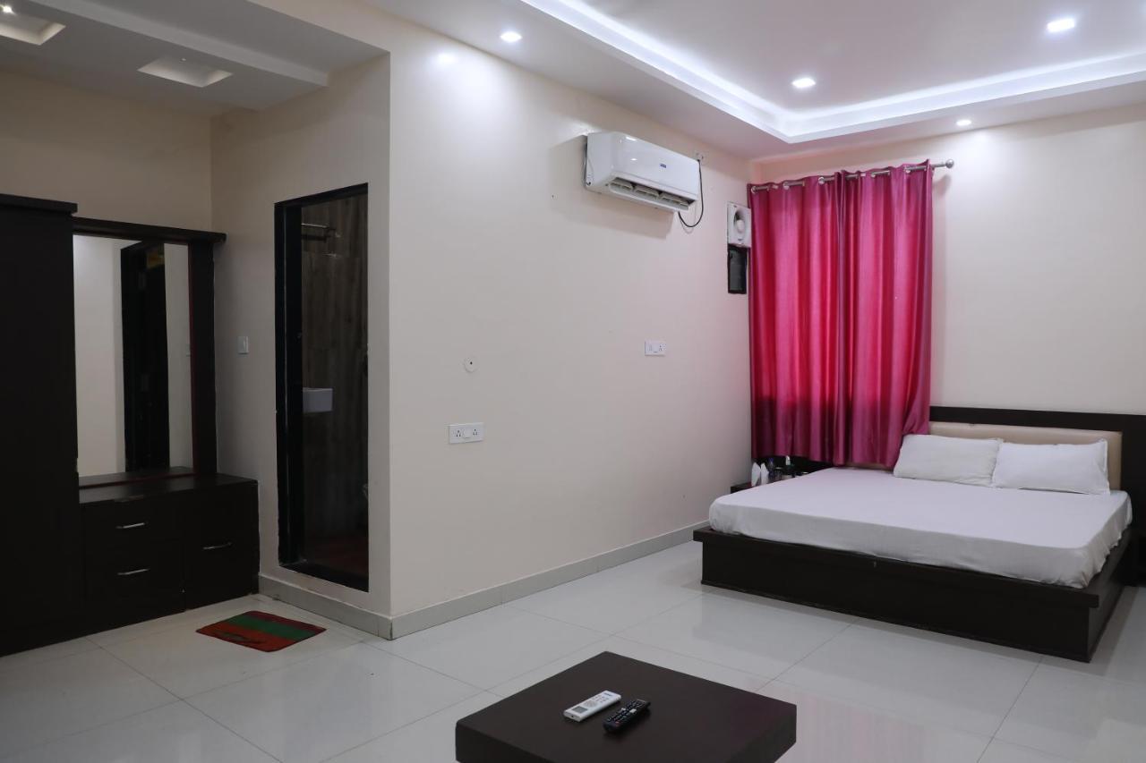 Hotel Shri Siddhivinayak Bina-Etawa 外观 照片