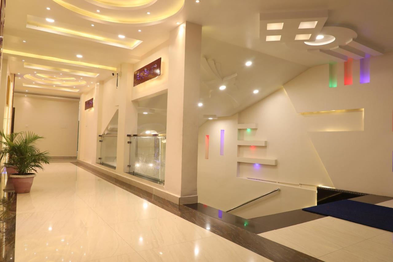 Hotel Shri Siddhivinayak Bina-Etawa 外观 照片