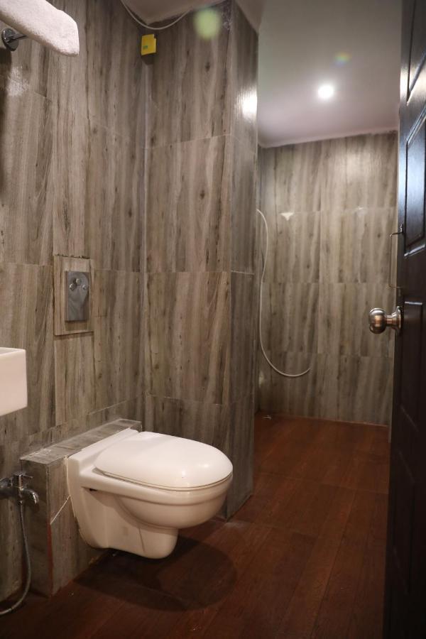 Hotel Shri Siddhivinayak Bina-Etawa 外观 照片